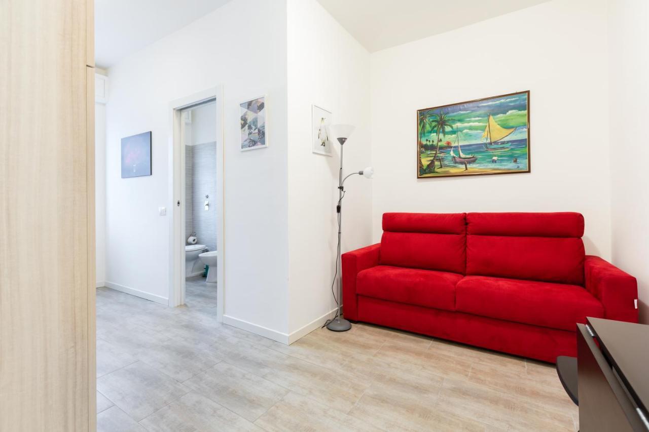 Renovated Flat Subway Yellow Line Milaan Buitenkant foto